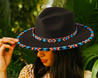 Patrón azul oscuro hecho a mano con cuentas Fedora, nativo americano, sombrero Fedora para hombres y mujeres sombrero de fieltro de ala ancha, sombreros Fedora con cuentas hechos a mano