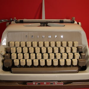 Vintage Triumph Gabriele E Schreibmaschine 1963