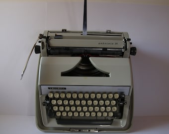 Vintage Schreibmaschine Triumph Gabriele 25
