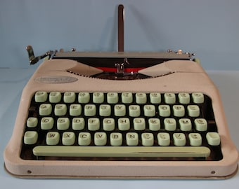 Hermes Baby Typewriter baby green french layout very good condition from 1958