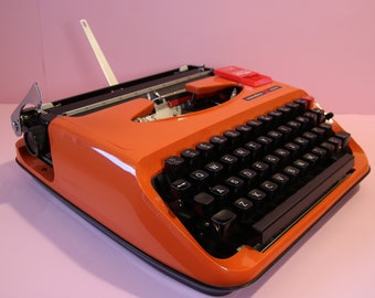 Macchina da scrivere portatile vintage Vendex 500T QWERTY anni '70 ottima, condizioni pari al nuovo