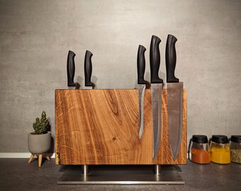 Beautiful knife block made of solid oak - magnetic on both sides - on high-quality brushed stainless steel