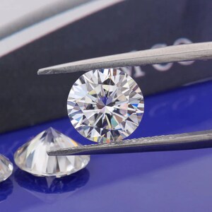 Round Moissanite Stone with GRA Certificate  - 4 MM to 18 MM - H&A round moissanite