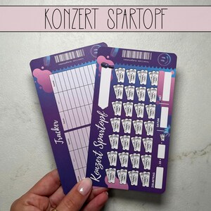Peut inclure: Deux trackers de billets de concert violets avec le texte "Konzert Spartopf" et "Tracker". Un tracker a une grille pour le suivi, l'autre a des icônes de billets. Le haut de l'image porte le texte "KONZERT SPARTOPF".