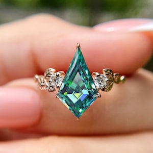 3 CT Kite Cut Moissanite Verlobungsring 14K Rose Gold Blau Grün Moissanite Ehering Natur inspiriert Ast Blatt Ring Vintage Art