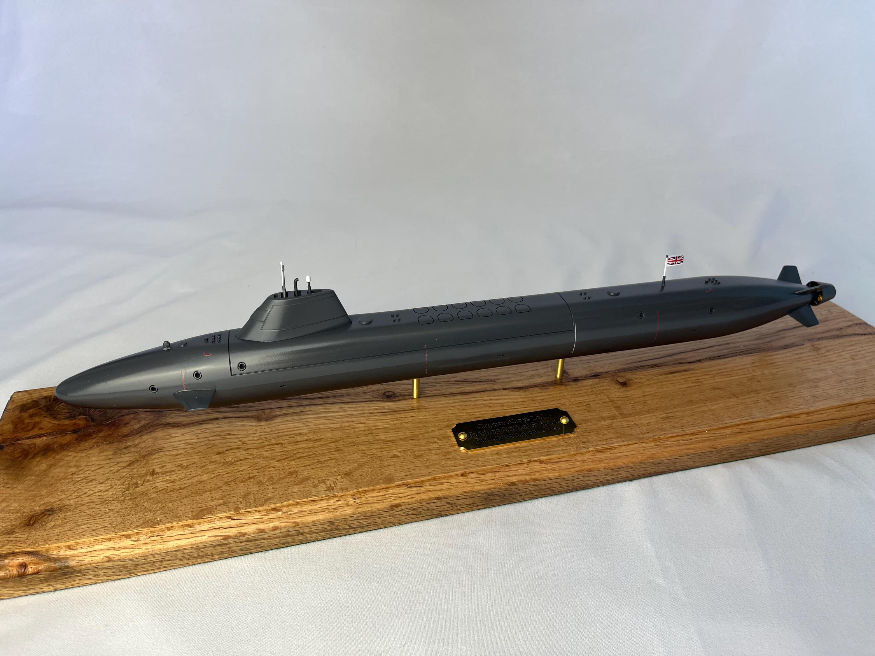 コロンビア級潜水艦モデル 1:350スケール – ディスプレイまたはキット 