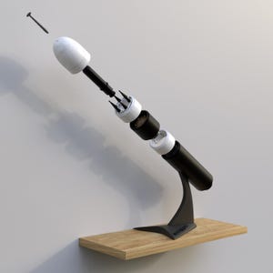 UGM-133 Trident-II D5 Submarine Launched Ballistic Missile (SLBM) model kit and finished model used by U.S. Navy and Royal Navy.