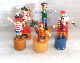 Pirate  - Pirates - Push Puppet - Press Up Toy - Wakouwa Wood - Novelty