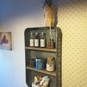 Metal shelf in industrial design, country house shelf, vintage shelf, spice rack kitchen, herb rack, bathroom shelf, metal shelf with wooden board