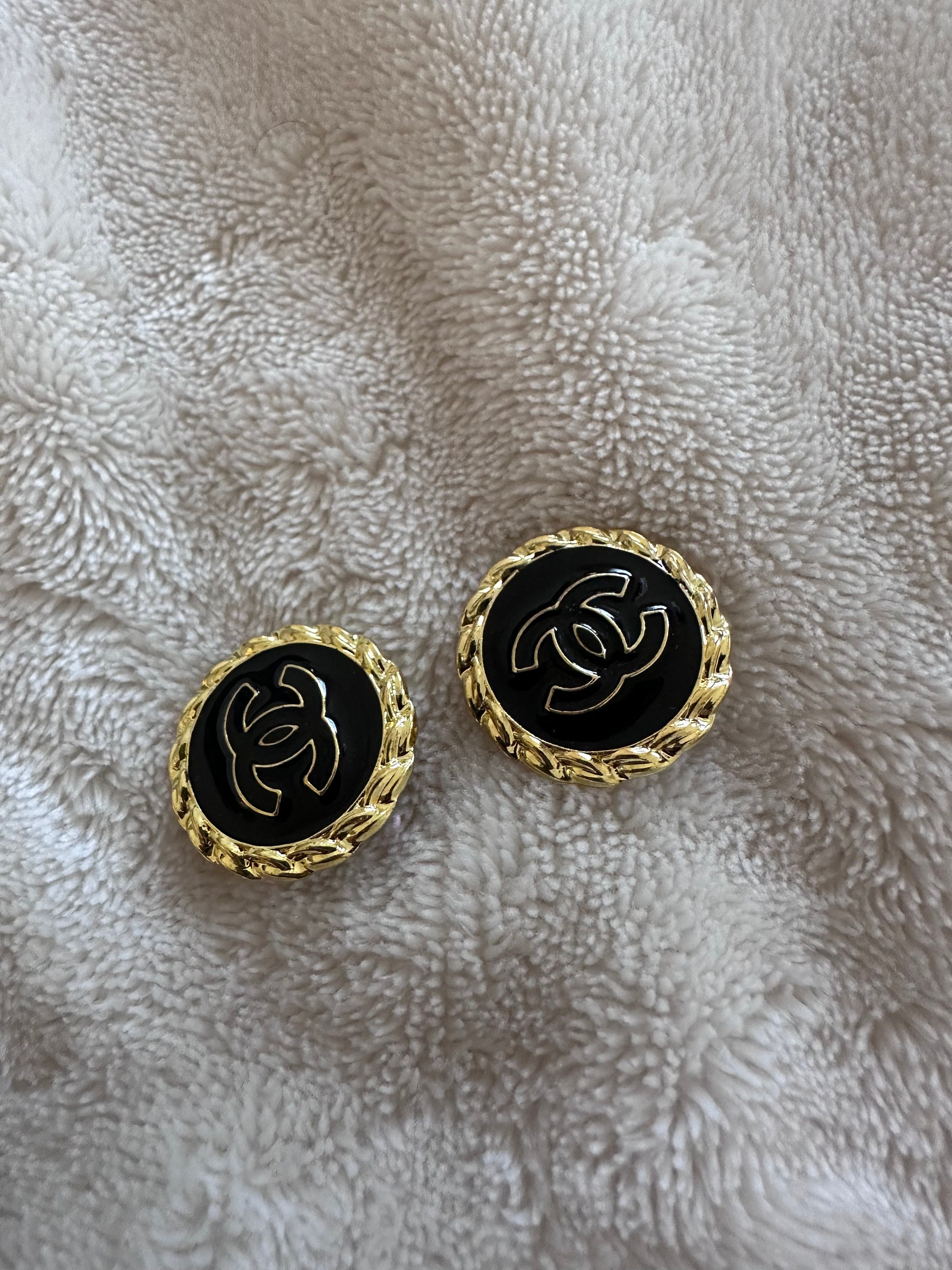 Authentic vintage Chanel stud earrings CC logo black heart jewelry