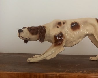 Wunderschöne Porzellanfigur     Hund