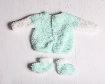 0-3 months fluffy jacket and boot set