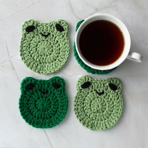 Frog Coaster Crochet Pattern | A4 PDF Digital Download