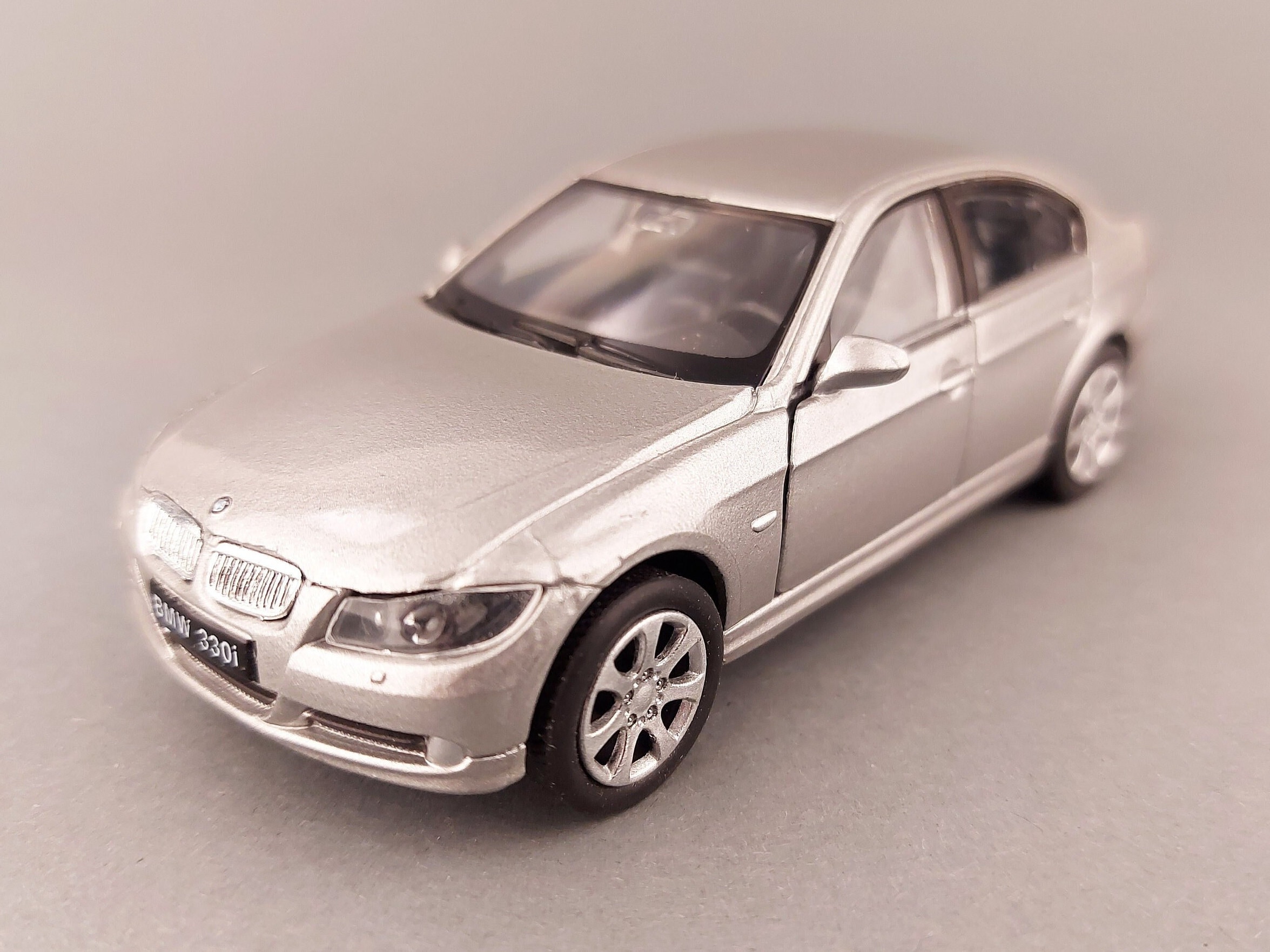 1/48 BMW X6 E71 2008 2014 voiture miniature collection jouet idée