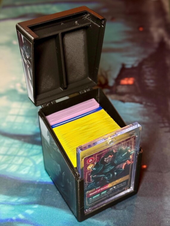 Riftbound Deckbox - Darius - Etsy