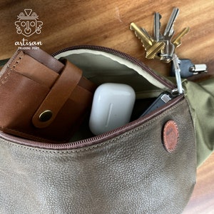Sac banane pour promeneurs de chiens en cuir élégant sac banane minimaliste à bandoulière pour petit cadre pochette de voyage pour médicaments Masculin unisexe