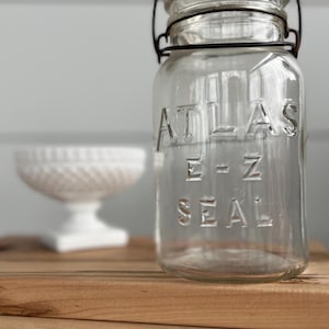 Vintage Atlas E-Z Seal Mason Jar Quart Mason Jar Vintage Bail Handle Glass Mason Style Display Jar