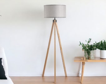 Floor lamp 5FT Elegant Wood Tripod Floor Lamp Free Standing E27 Bulb Lamp Versatile Use for Home Office - Grey