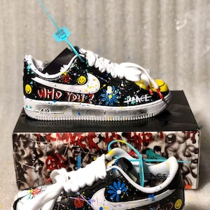 Custom Air Force 1 sneakers with graffiti and daisy elements, G-DRAGON，Handmade