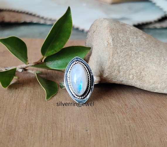 Anello con Pietra Luna in Argento Sterling 925 - San Saru Anello con Pietra Luna in Argento Sterling 925 - San Saru