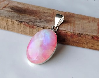 Handmade Oval Pink Moonstone Pendant: 925 Sterling Silver Gemstone