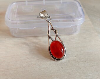 Carnelian Pendant* 925 Sterling Silver* Gemstone Silver Pendant* Designer Pendant* Oval Shape Pendant* Stylish Pendant* Indian Jewelry***