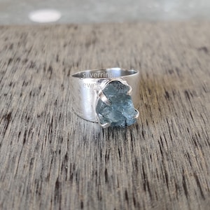 Raw Aquamarine Ring: Handmade 925 Sterling Silver Gemstone Ring