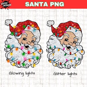 Puede incluir: Dos ilustraciones digitales de Santa Claus con barba blanca y gorro rojo. La primera imagen muestra a Santa con luces brillantes alrededor del cuello. La segunda imagen muestra a Santa con luces de purpurina alrededor del cuello. Ambas imágenes tienen el texto "Glowing lights" y "Glitter lights" debajo.