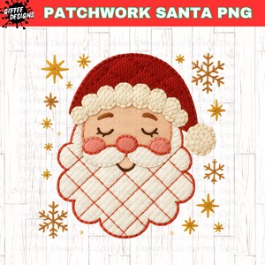 Pode incluir: Um design festivo de Papai Noel em patchwork com chapéu vermelho e barba branca, rodeado por estrelas douradas e flocos de neve. Inclui o texto "PATCHWORK SANTA PNG".