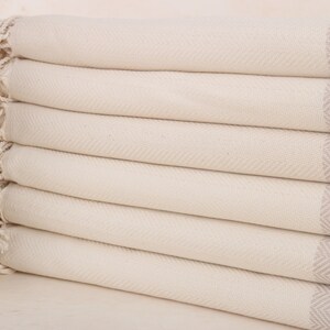 Toalha Zig Zag, Toalha de Algodão Bege Claro 36x71 Polegadas, Lembrancinhas para Despedida de Solteiro(a), Presentes para Despedida de Solteiro(a), Lembrancinhas de Casamento, Presente para Namorado(a),