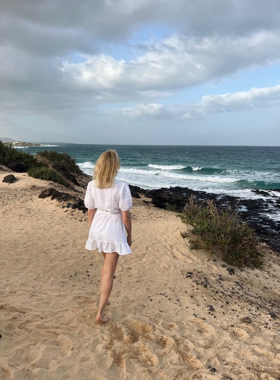 Short linen wrap summer cruise dress