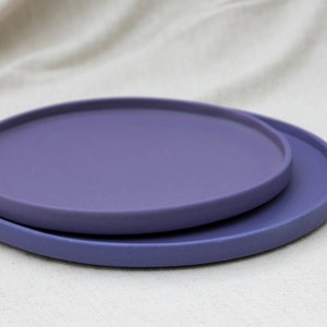 Large dinner plate Lavender image 4