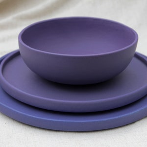 Large dinner plate Lavender image 6