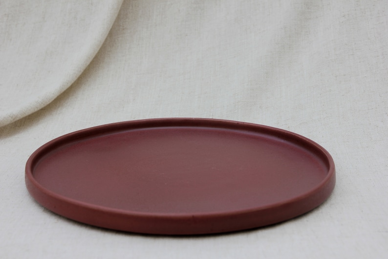 Large dinner plate Cherry image 1