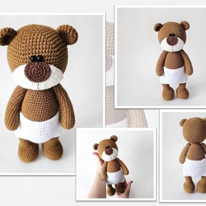 Pode incluir: Um urso de peluche de croch&ecirc; marrom vestindo uma fralda branca. O urso tem olhos pretos e um nariz marrom.