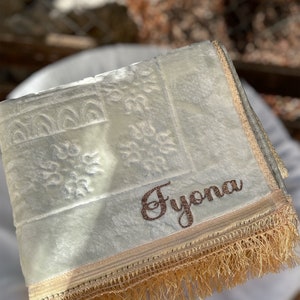 Personalized prayer rugs Ecru