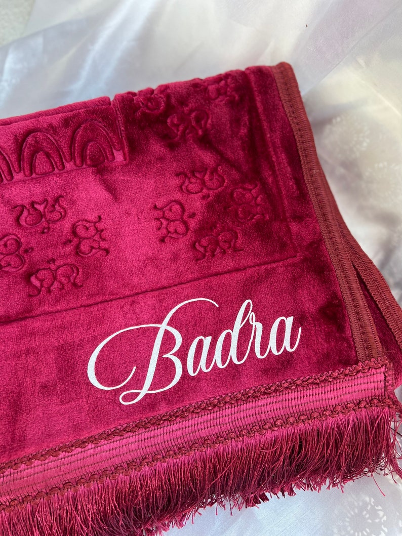 Personalized prayer rugs Framboise