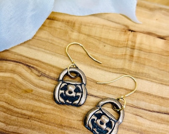 Jack o lantern Halloween bag earrings