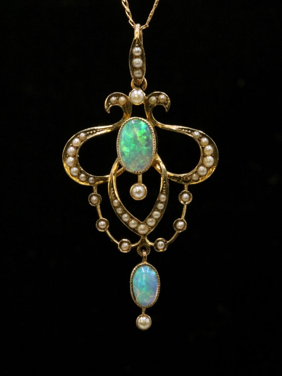 Beautiful Edwardian 9ct rose gold opal and pearl … - image 1