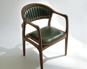 Handcrafted Wooden Dining Chair with Arms: Modern Kitchen & Living Room Seating