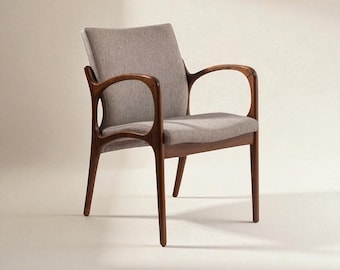 Handcrafted Solid Wood Dining Chair: Sustainable Kitchen & Living Room Seating