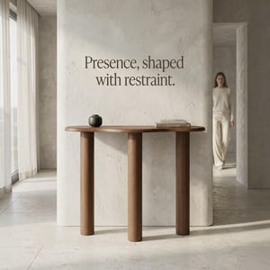 Konsolbord i massivt valnöt – Minimalistiskt böjd design för entrén bild 6