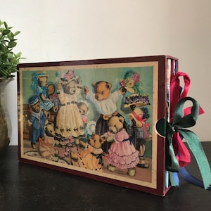 Álbum de fotografías vintage de los años 90 para amantes de los ositos de peluche. Caja de cartón con 3 álbumes de fotos.