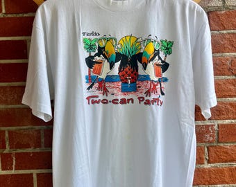 Camiseta vintage de Florida de 1989 con puntada simple "Two Can Party"