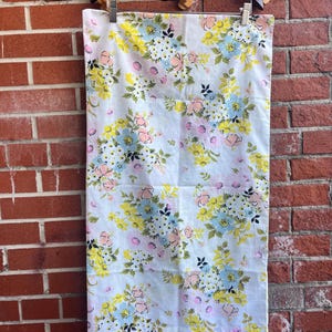 Vintage Pequot Springmaid-patroon 70&#39;s Flower Power enkele kussensloop - standaard kussensloop vintage lentebloemen