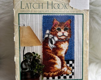 Lot De 4 Kits De Crochet Caron - 12 X 12 Cm - Motifs Grenouille, Tigre, Arc-en-ciel, Papillon - Neuf