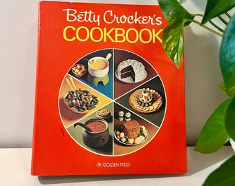 Betty Crocker's Red Pie Cookbook , Hardcover Book, Spiral Edition, Vintage Cookbook