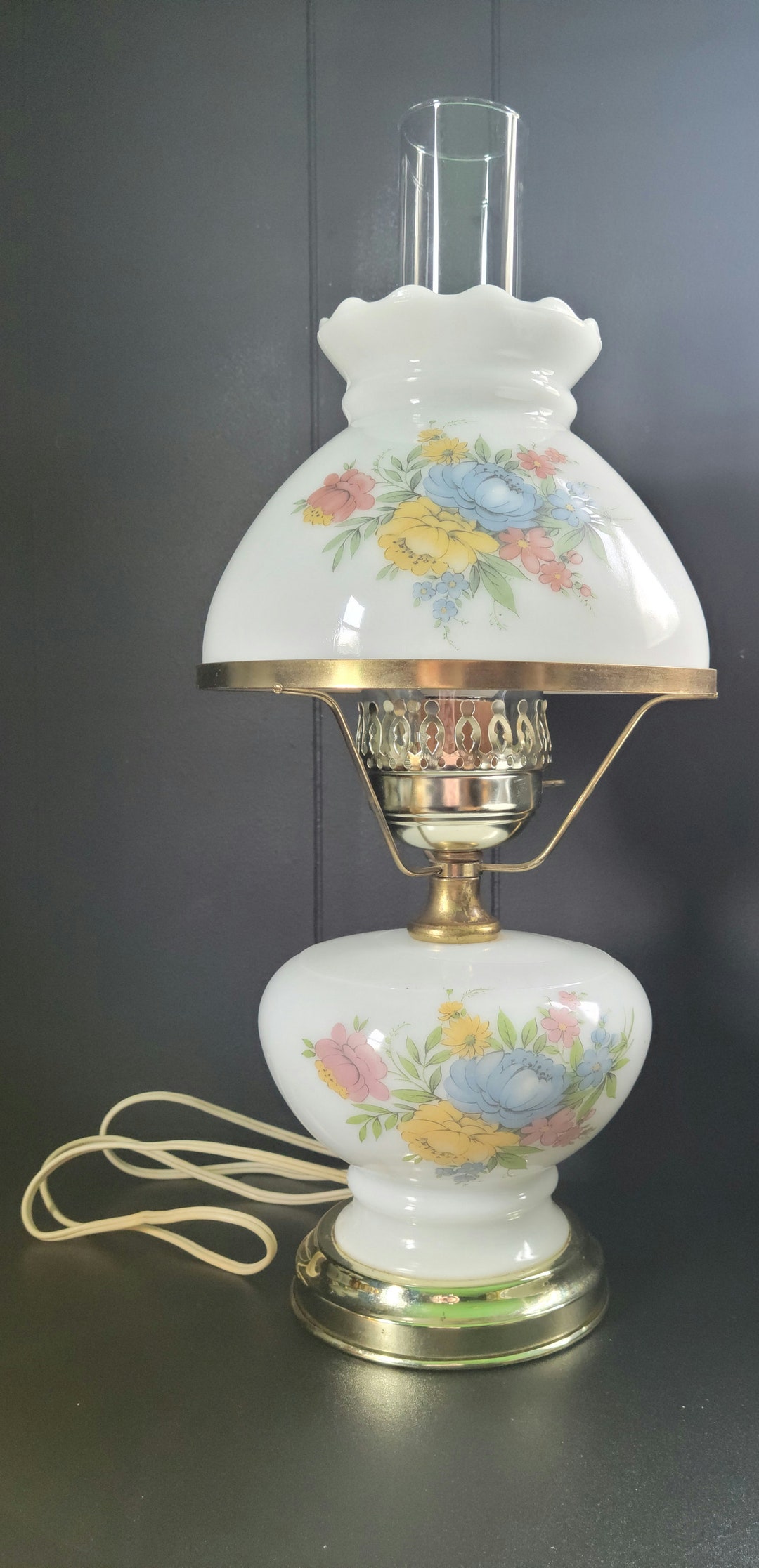 Vintage Milk Glass Table Lamp Etsy