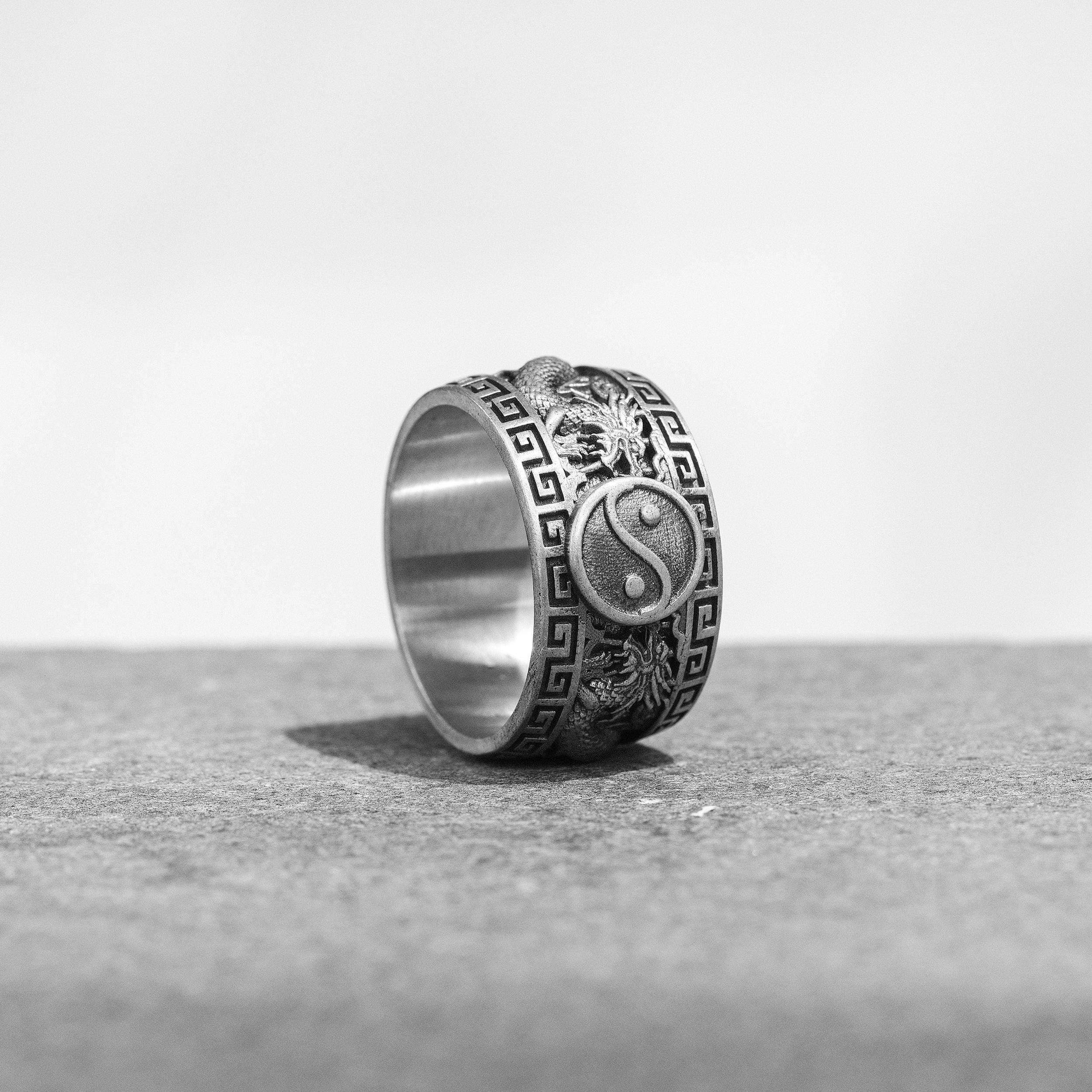 Yin yang ring - Etsy 日本