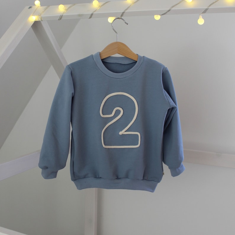 Sweatshirt Zahl / Pullover Geburtstag / erster Geburtstag / zweiter Geburtstag / dritter Geburtstag / personalisiert / Pullover Zahl /Kordel Bild 2